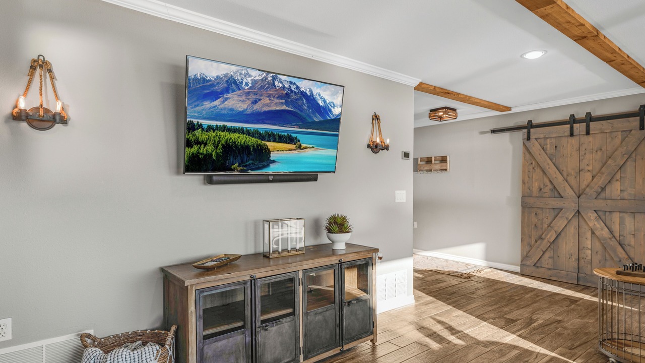 Photo of Livingroom in Graford