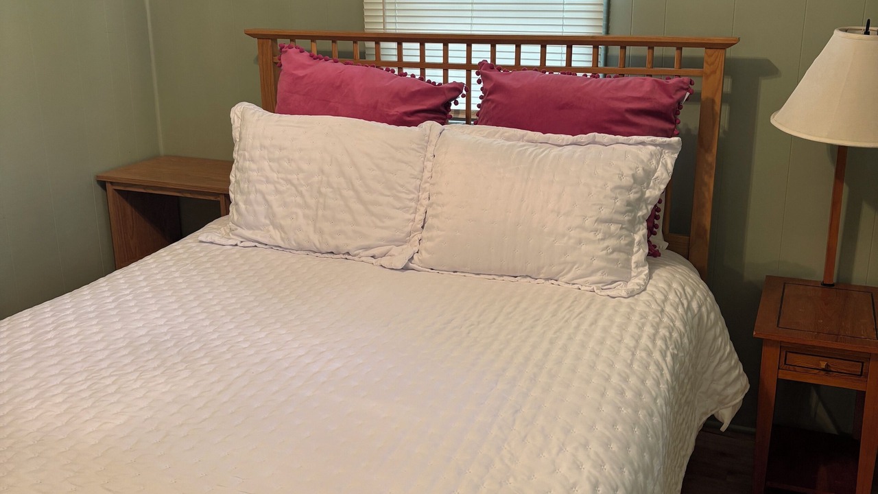 Photo of Bedroom in Eagle River