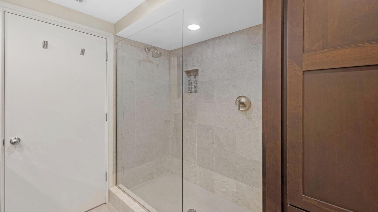 Photo of Bathroom in Truman Annex