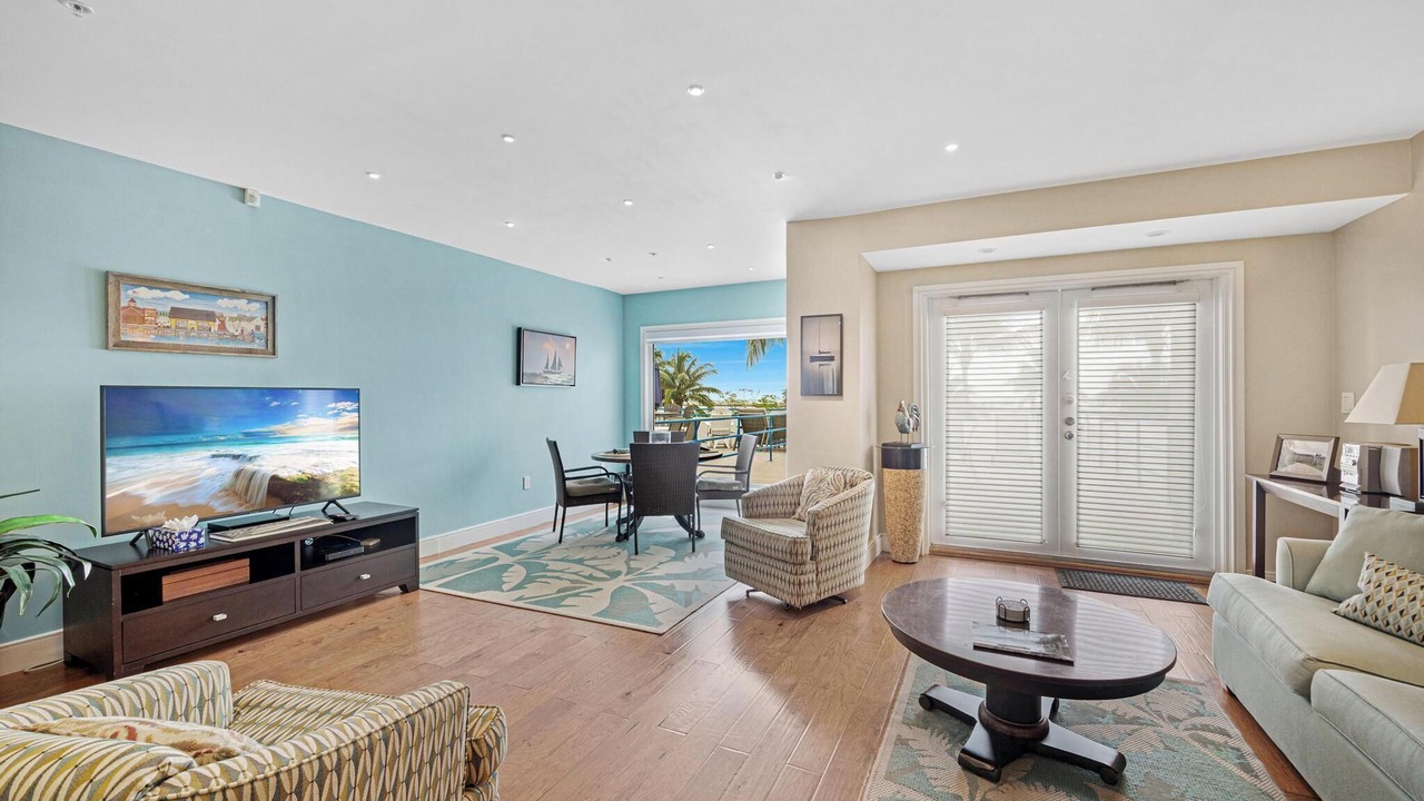 Photo of Livingroom in Truman Annex