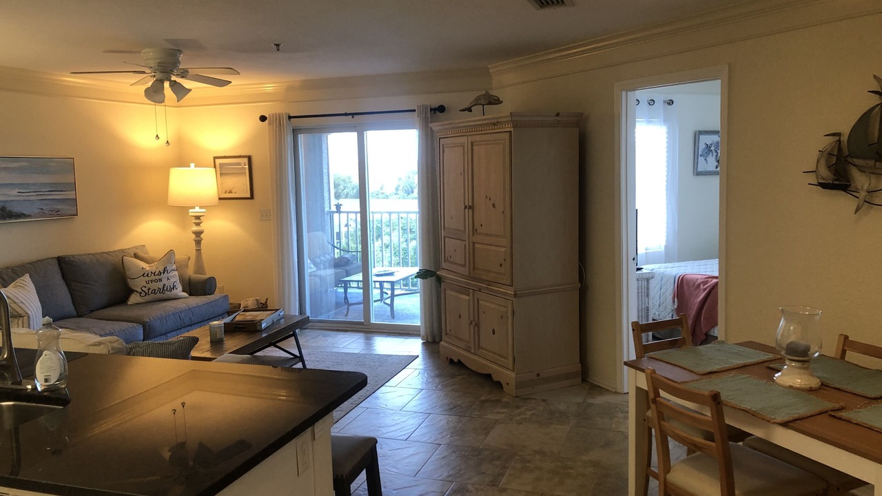 Photo of Livingroom in Butler Beach