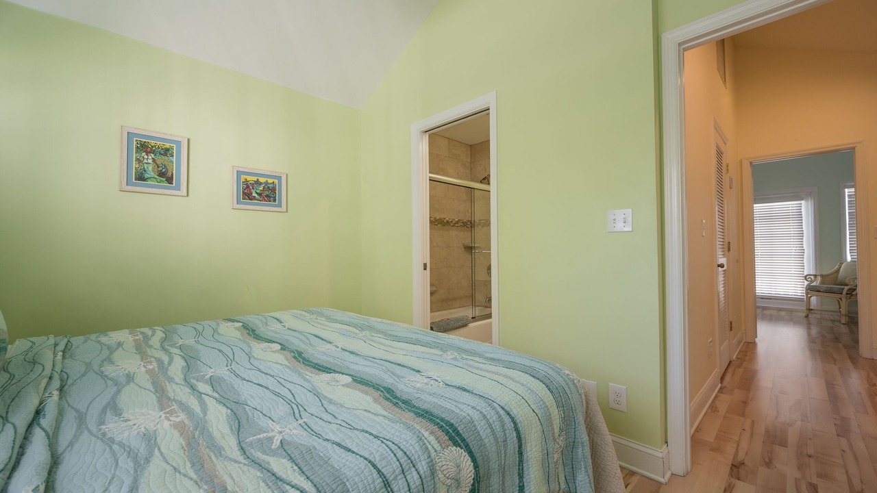 Photo of Bedroom in Bahama Village
