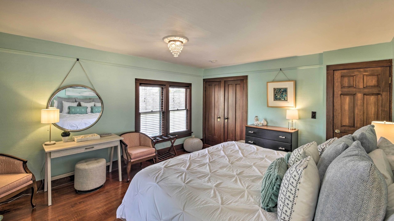 Photo of Bedroom in Lake Geneva