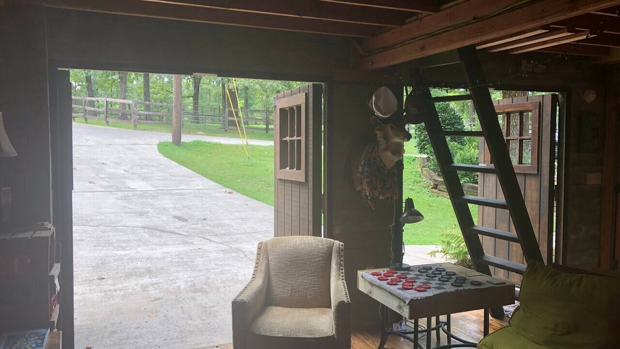 Photo of Bedroom in Montevallo