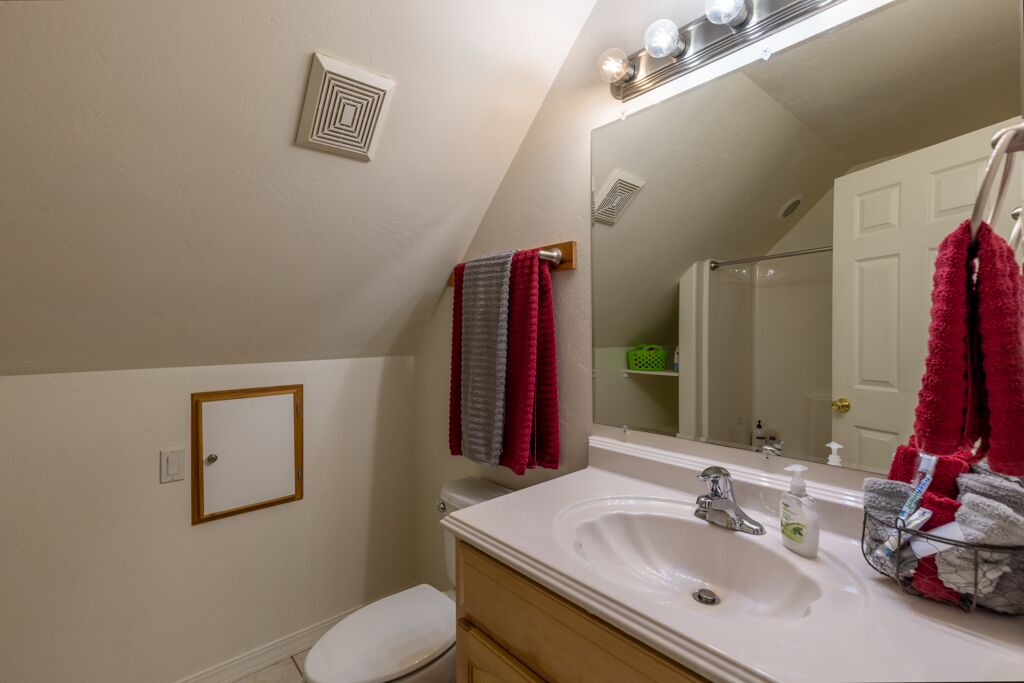 Photo of Bathroom in Hesperus