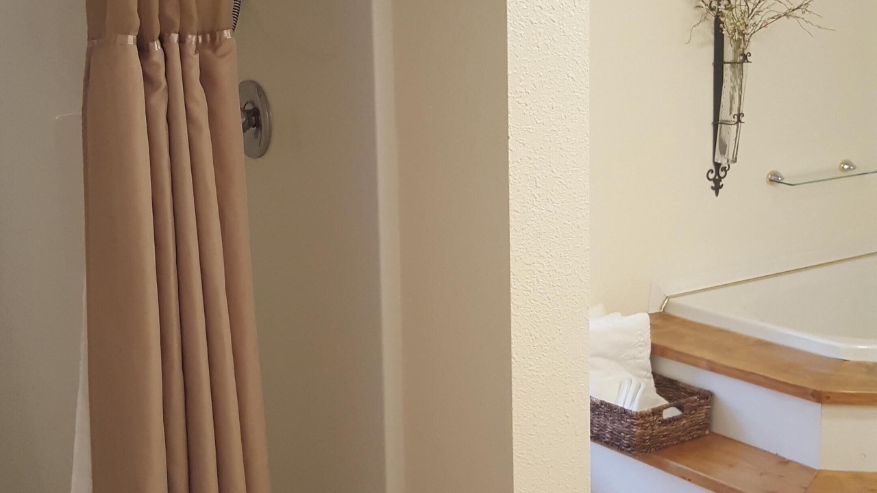 Photo of Bathroom in Alamosa