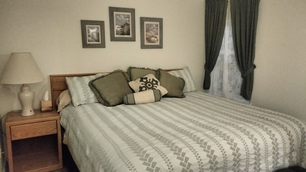 Photo of Bedroom in Lincoln City