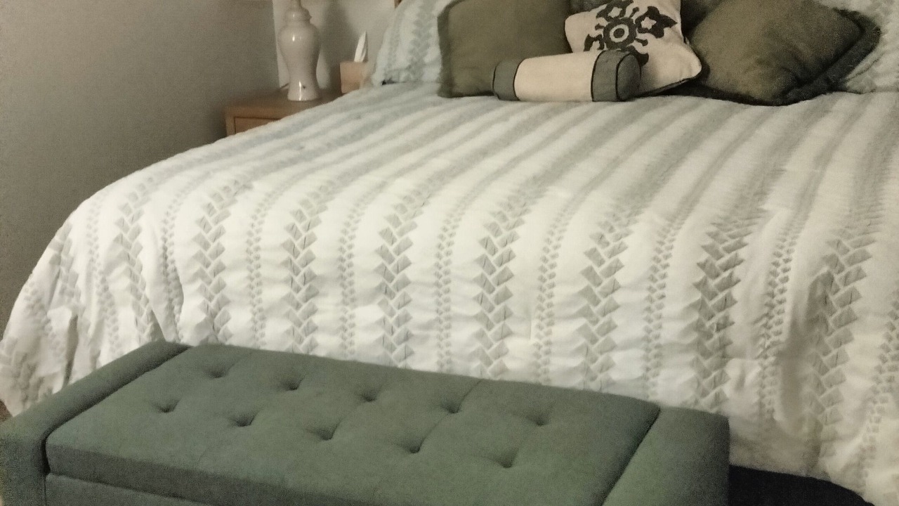 Photo of Bedroom in Lincoln City