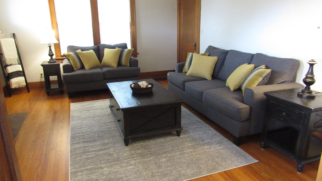 Photo of Livingroom in Morton Meadows