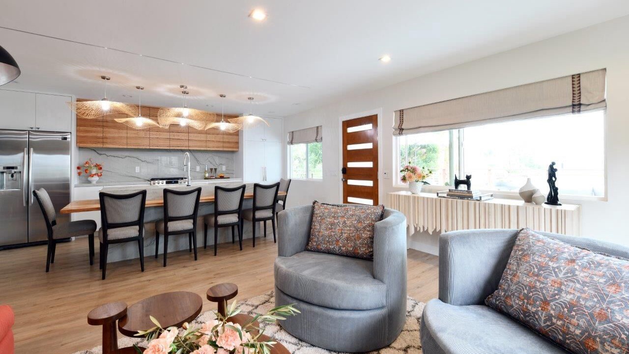 Photo of Livingroom in Cardiff-by-the-Sea