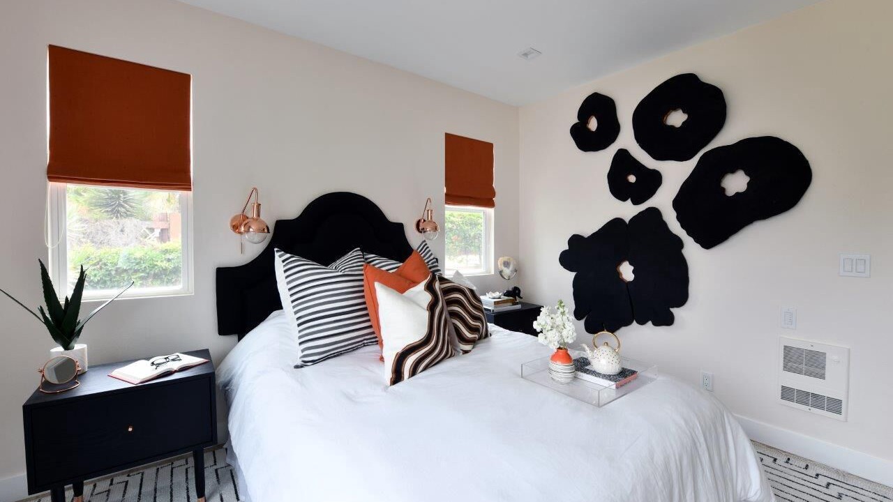 Photo of Bedroom in Cardiff-by-the-Sea
