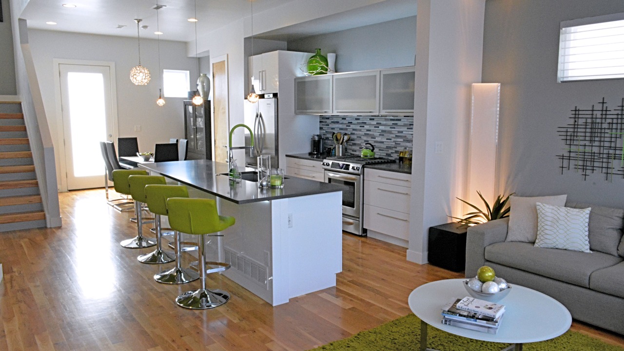 Photo of Livingroom in Jefferson Park