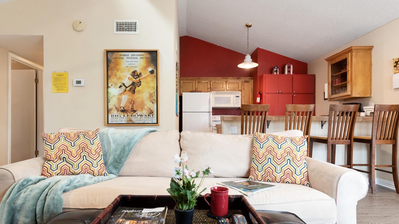 Photo of Livingroom in Barton Hills