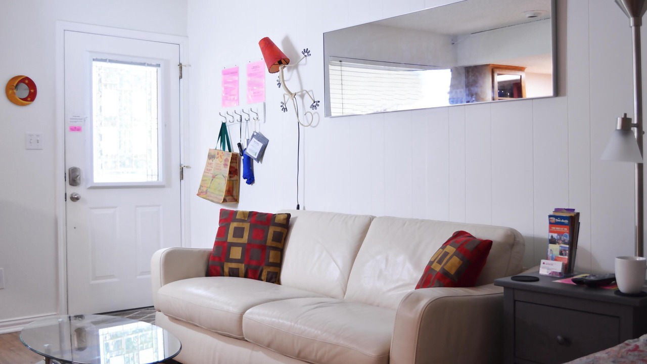 Photo of Livingroom in Barton Hills