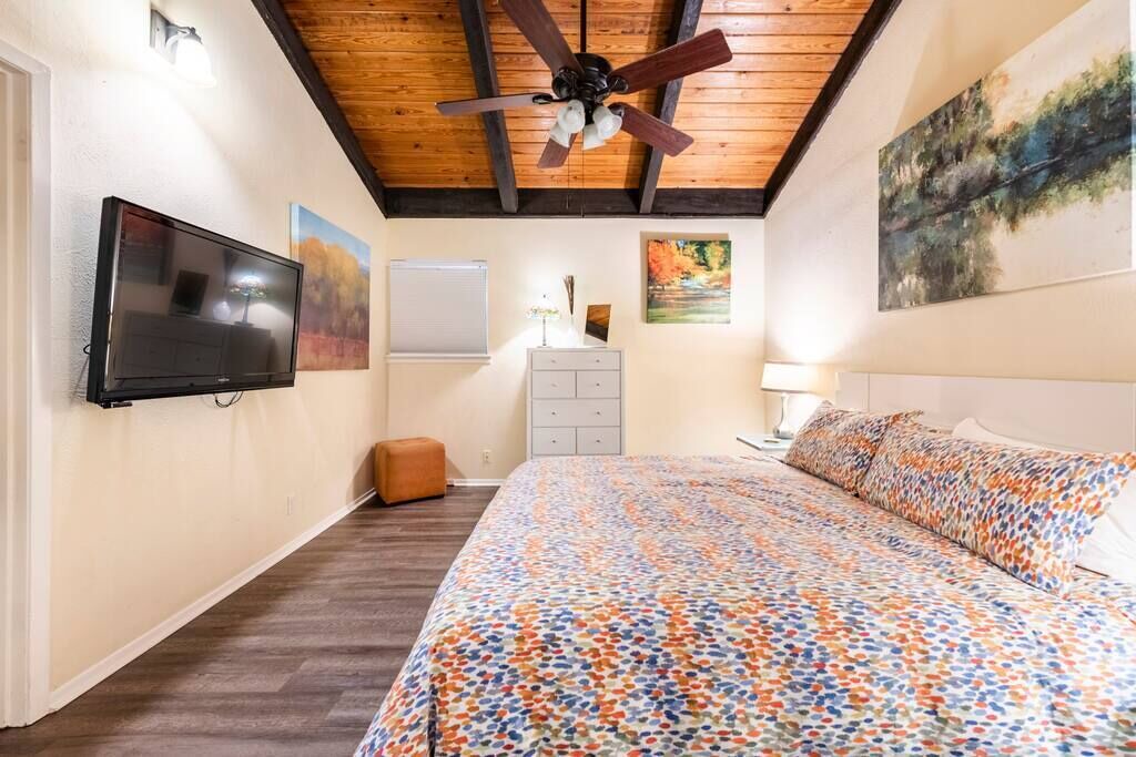 Photo of Bedroom in Barton Hills