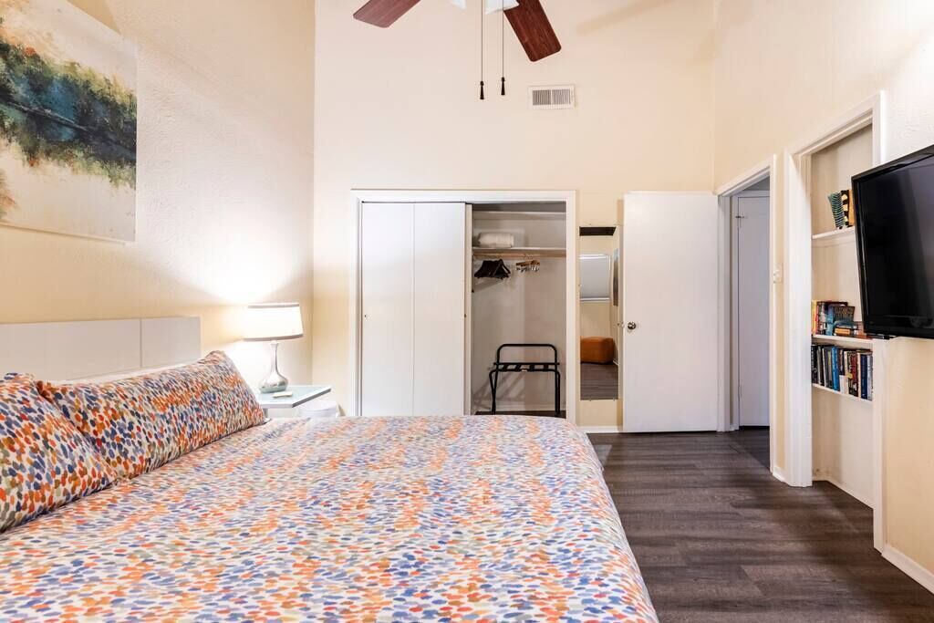Photo of Bedroom in Barton Hills