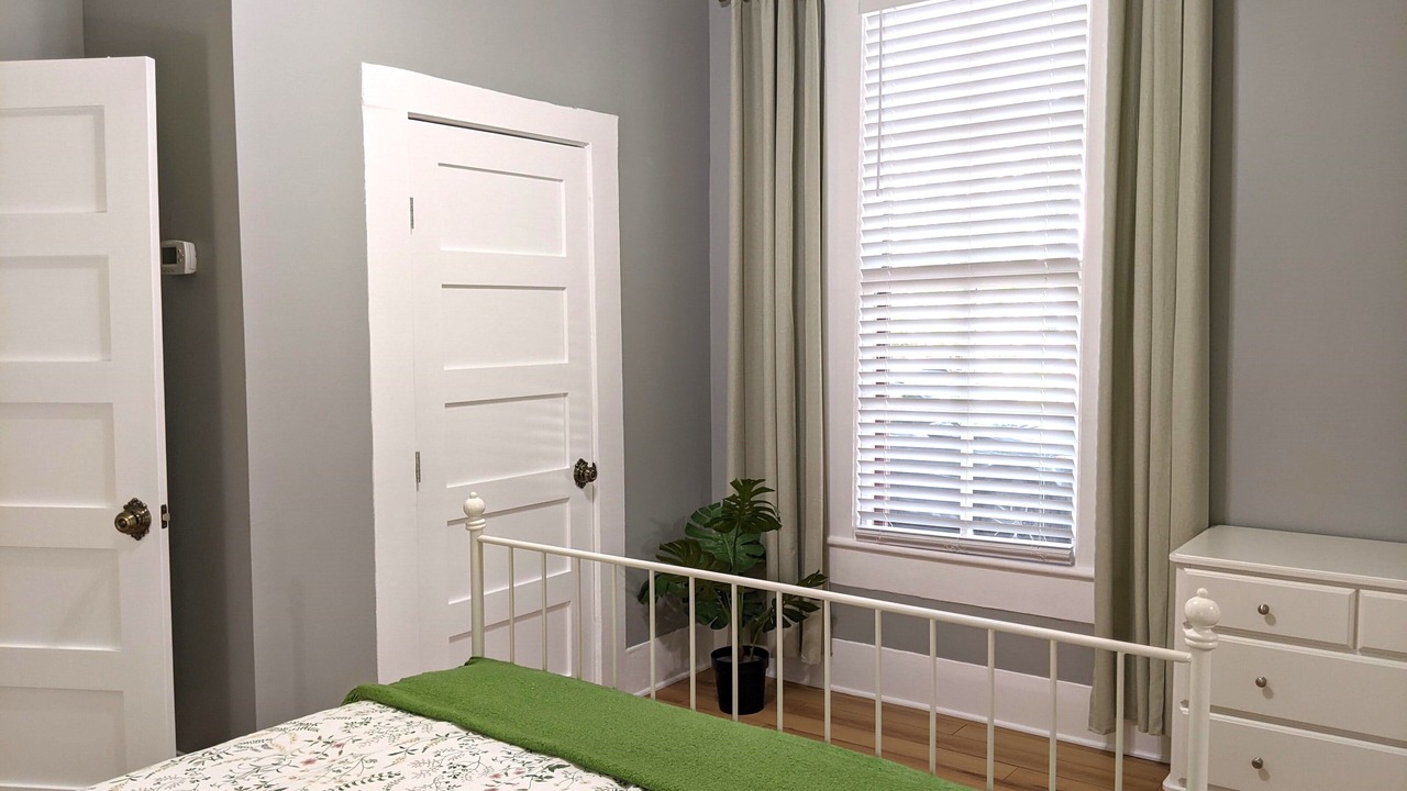 Photo of Bedroom in Hyde Park