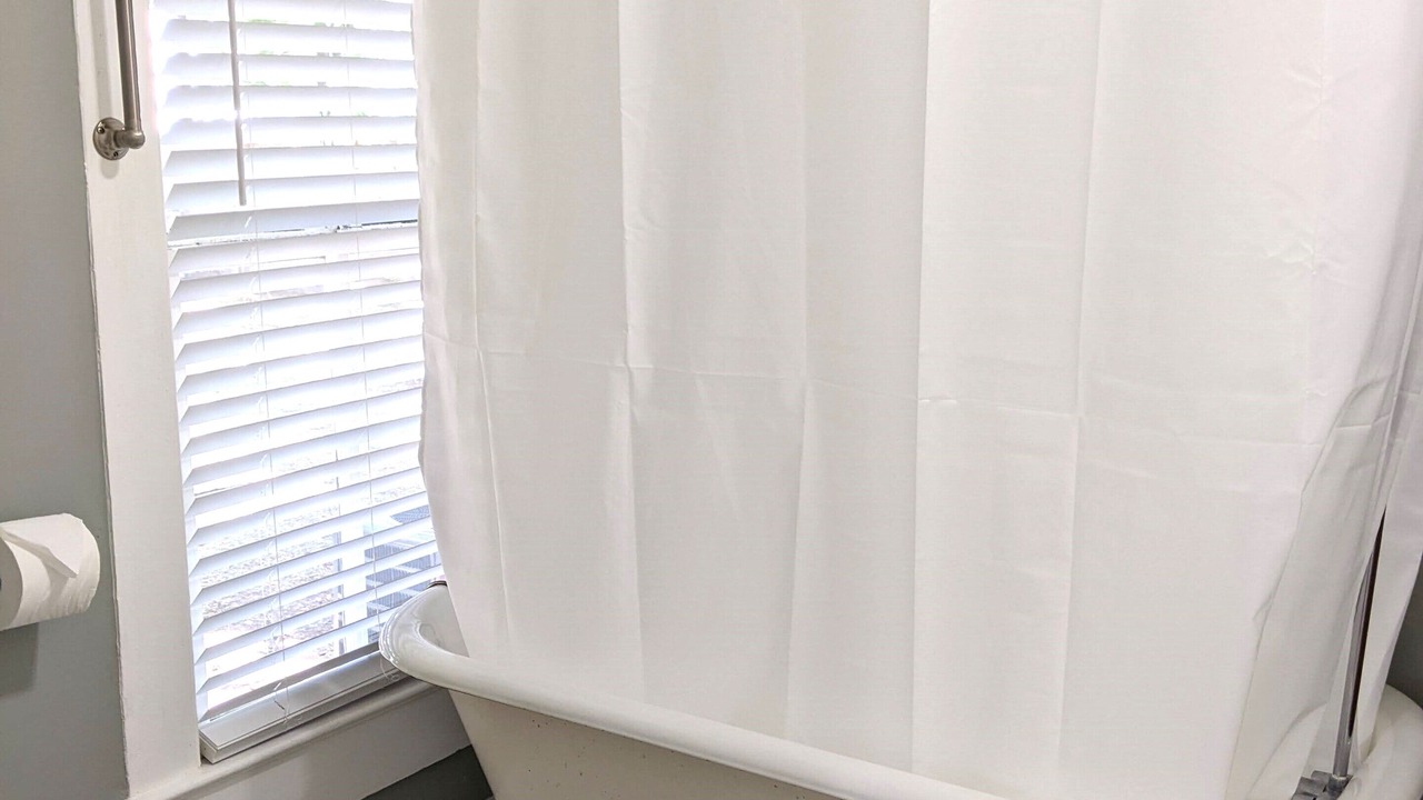 Photo of Bathroom in Hyde Park