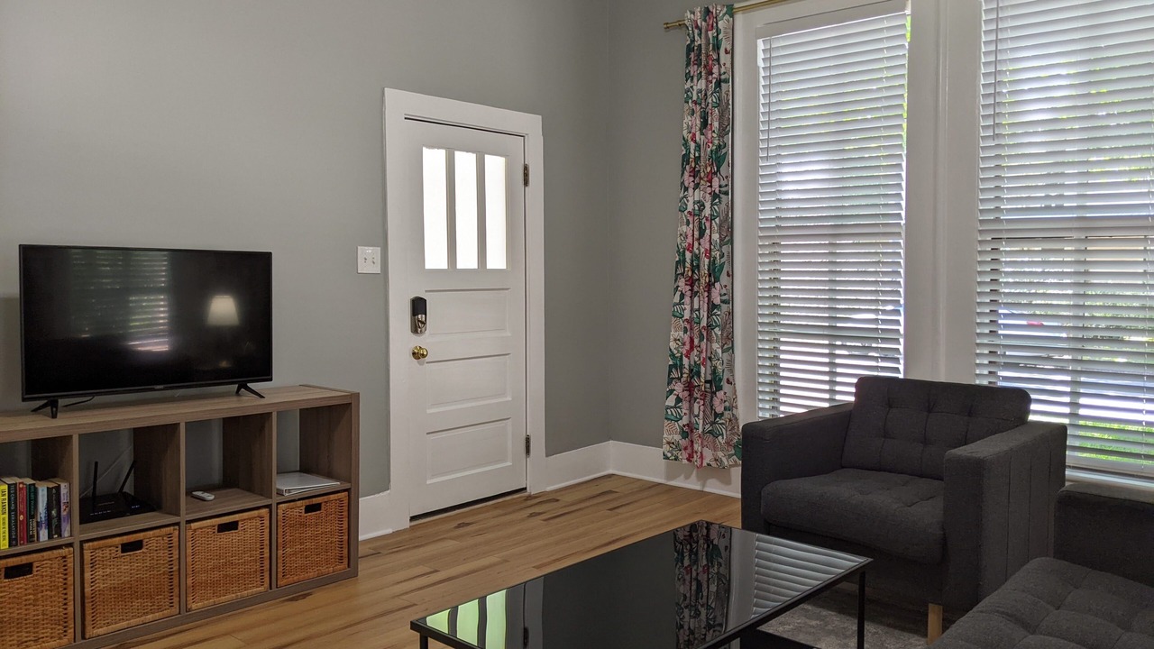 Photo of Livingroom in Hyde Park