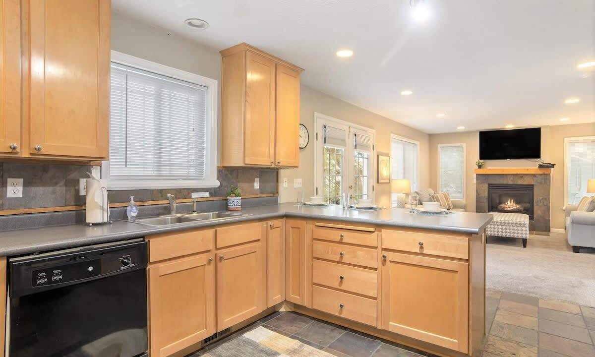 Photo of Bedroom in Midvale