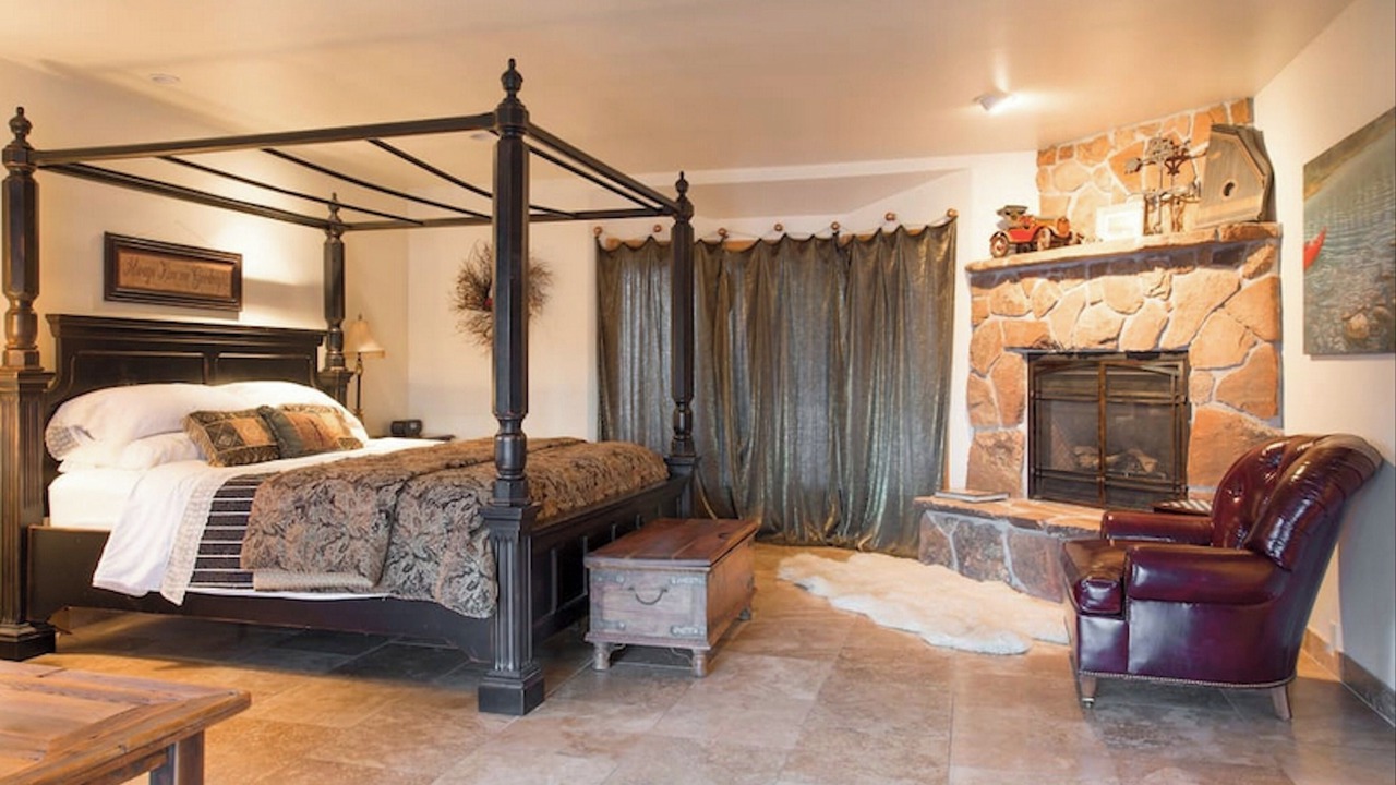 Photo of Bedroom in Rimrock