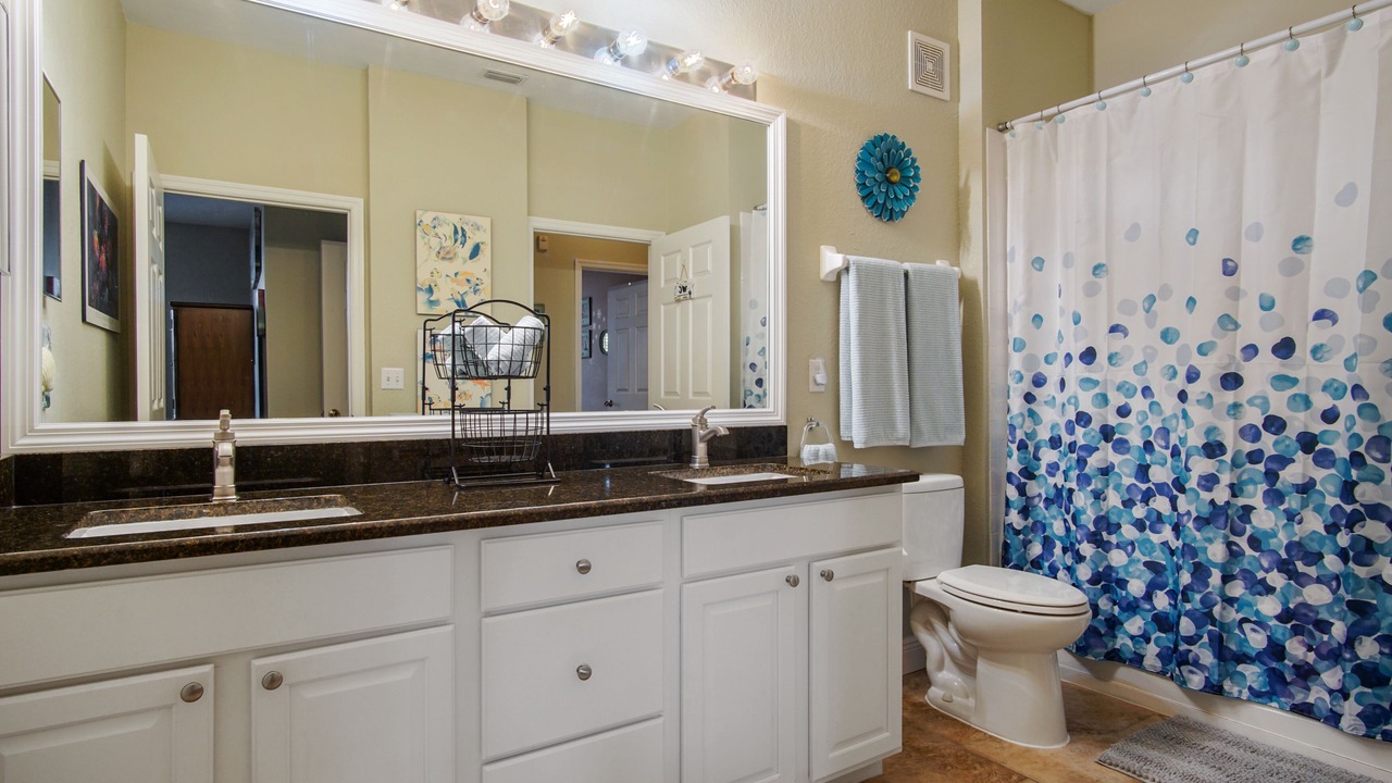 Photo of Bathroom in Windsor Hills