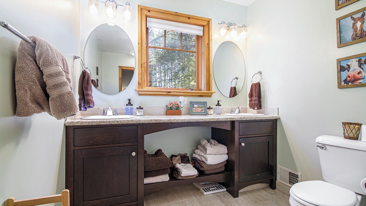 Photo of Bathroom in Thompsonville