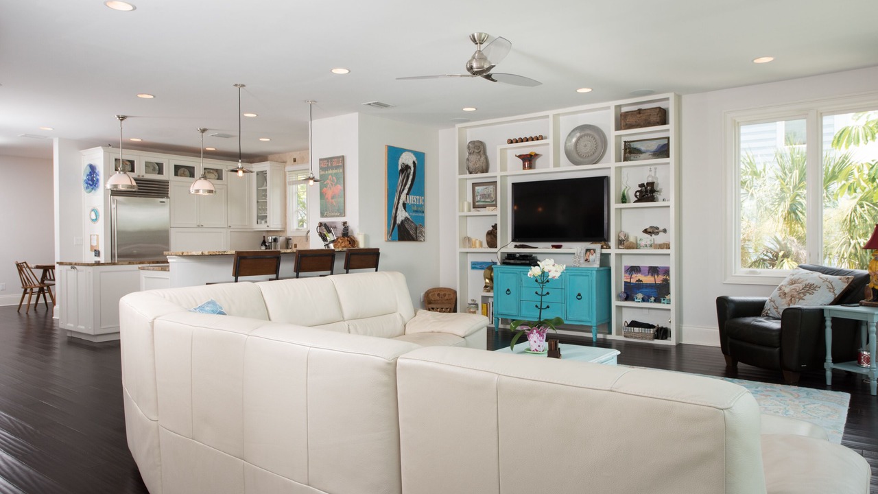 Photo of Livingroom in Pass-a-Grille