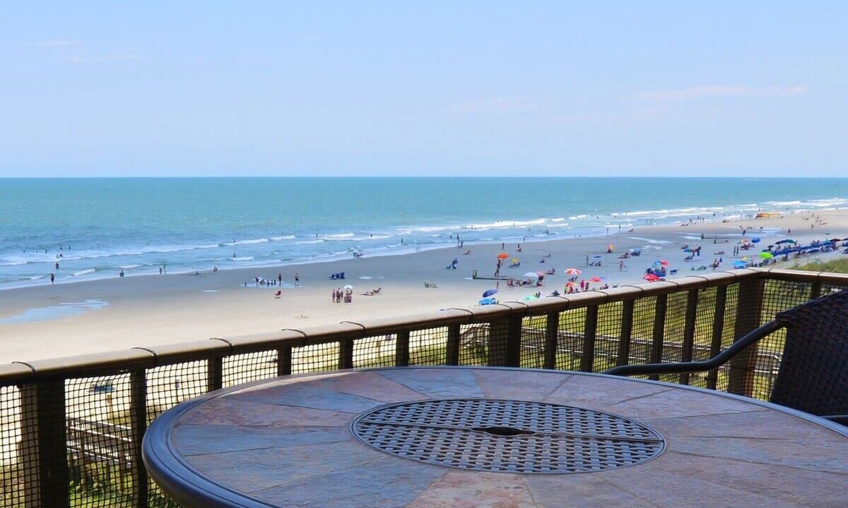 Photo of Patio Balcony in Crescent Beach