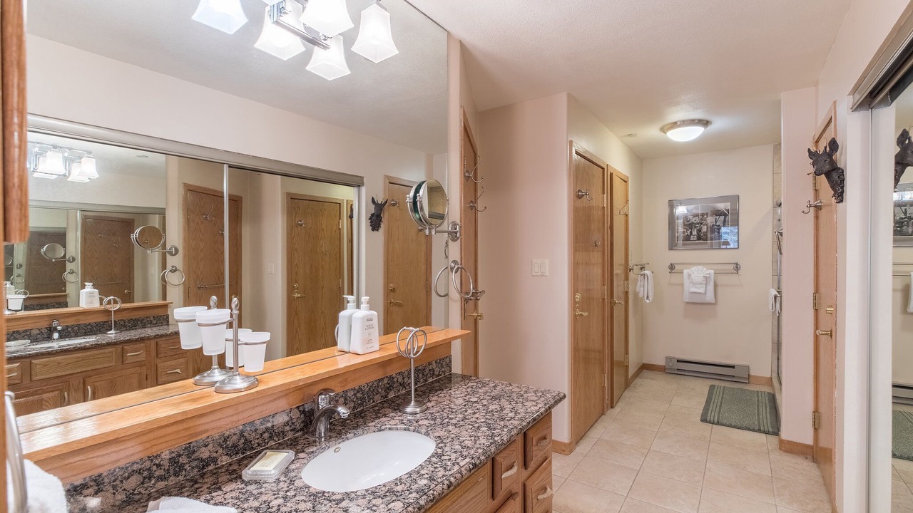 Photo of Bedroom in Beaver Creek