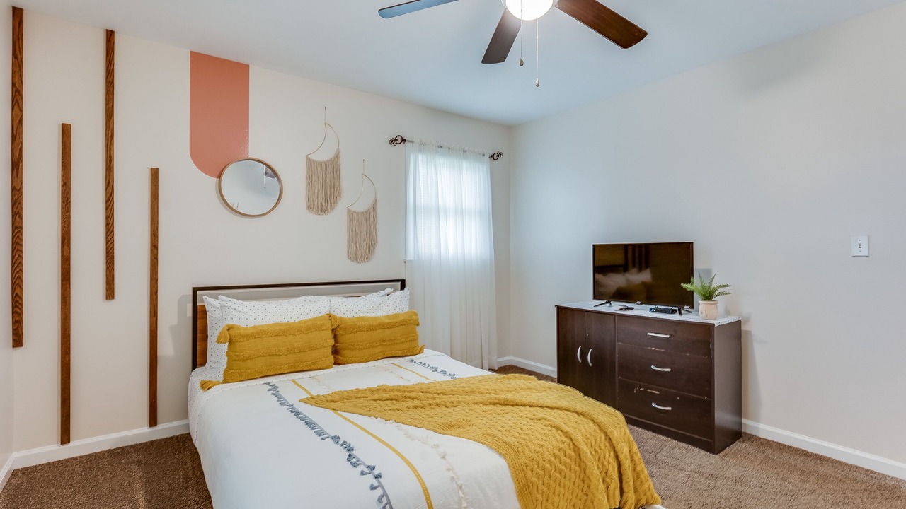 Photo of Bedroom in East Point