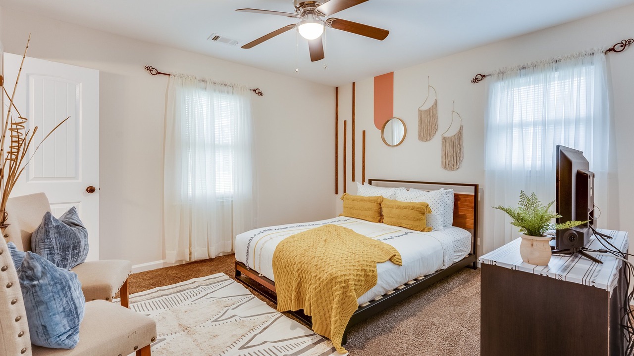 Photo of Bedroom in East Point