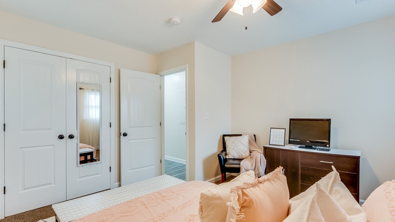 Photo of Bedroom in East Point