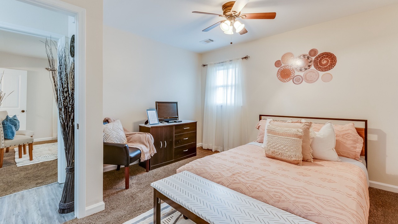 Photo of Bedroom in East Point