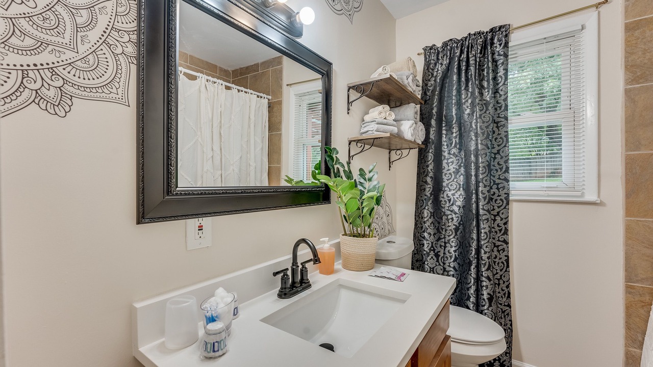 Photo of Bathroom in East Point