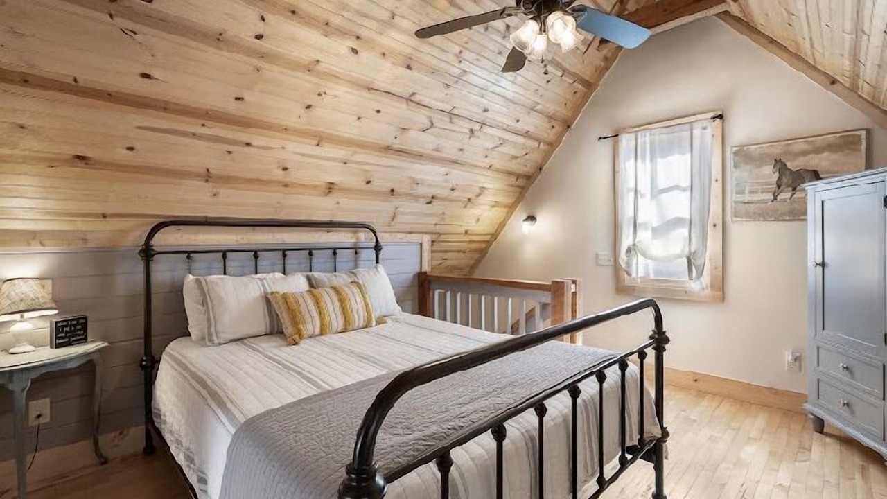 Photo of Bedroom in Lupton City