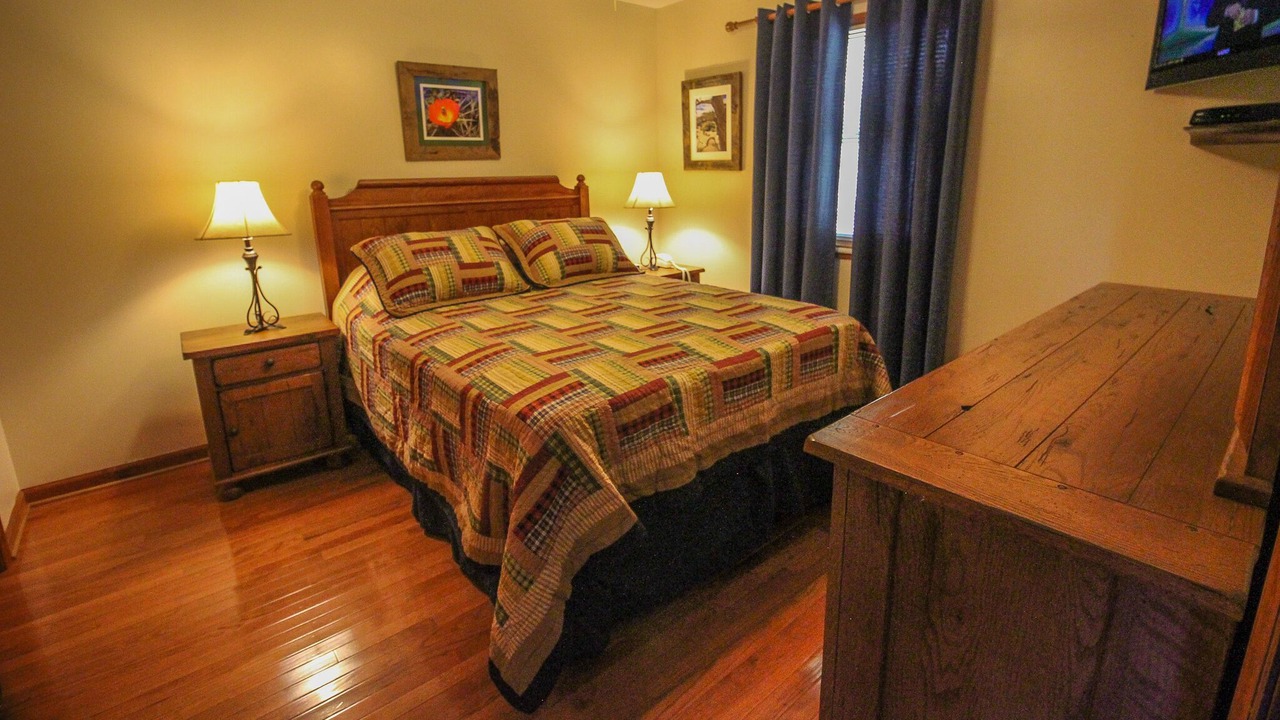 Photo of Bedroom in Grassy Creek