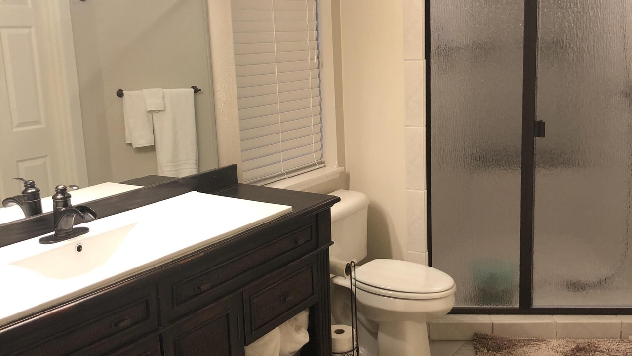 Photo of Bathroom in Midway