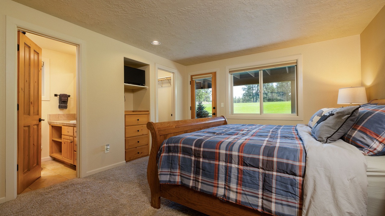 Photo of Bathroom in Sunriver