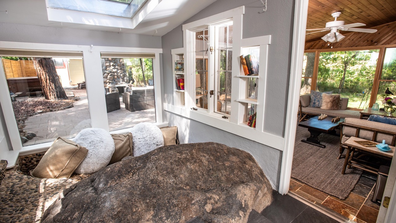 Photo of Bedroom in Broadmoor