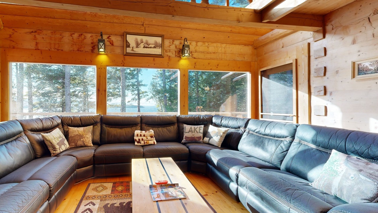 Photo of Livingroom in Beaver Cove