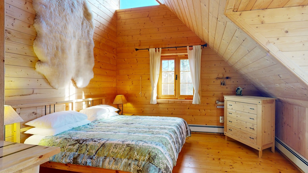 Photo of Bedroom in Beaver Cove