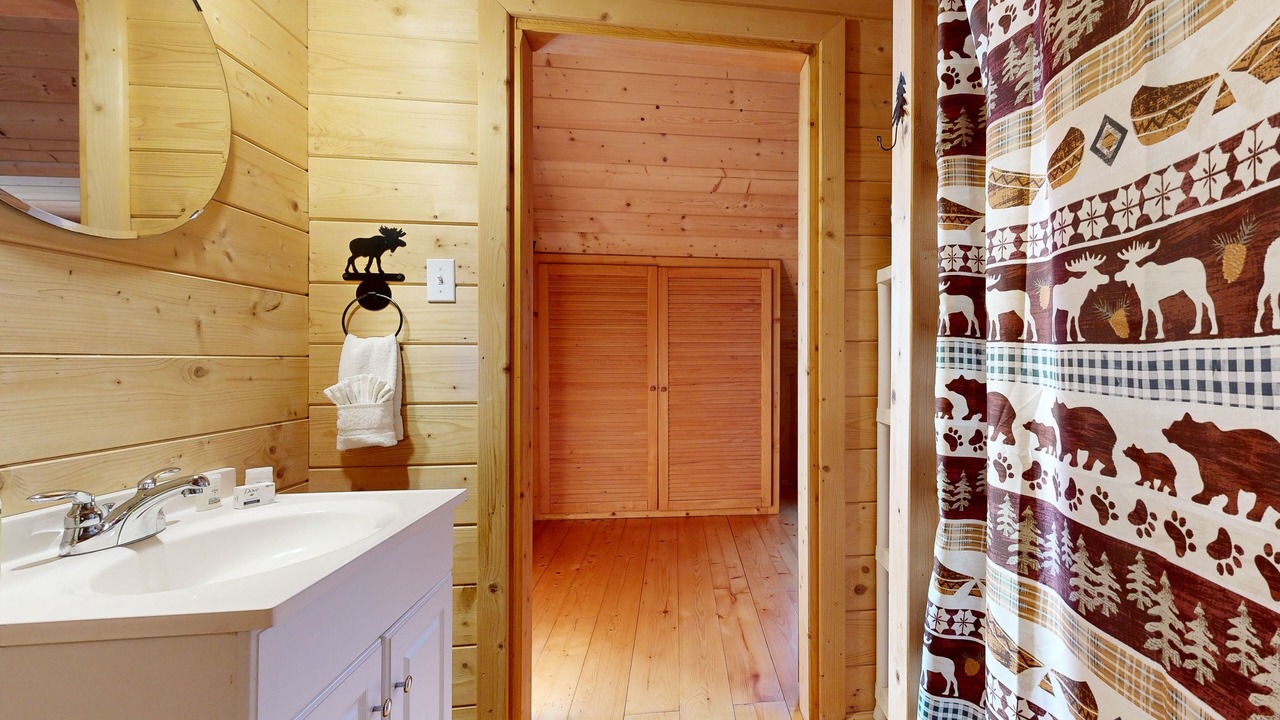 Photo of Bathroom in Beaver Cove