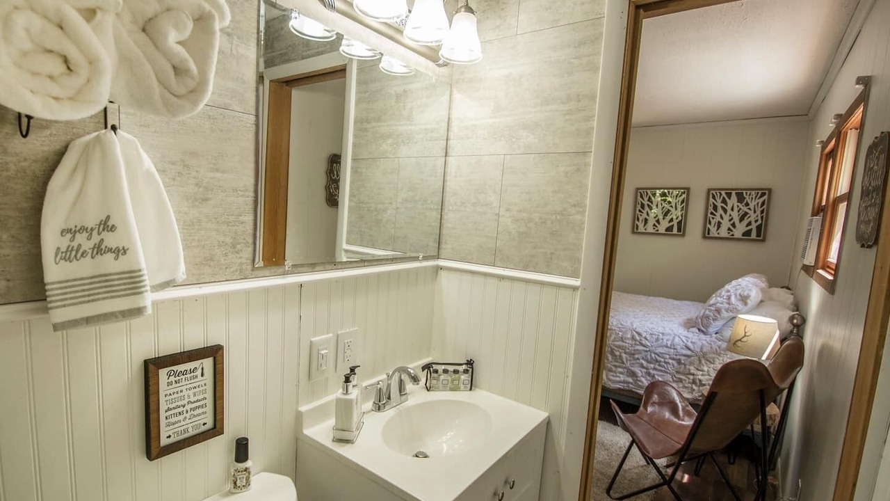 Photo of Bathroom in Williams Bay