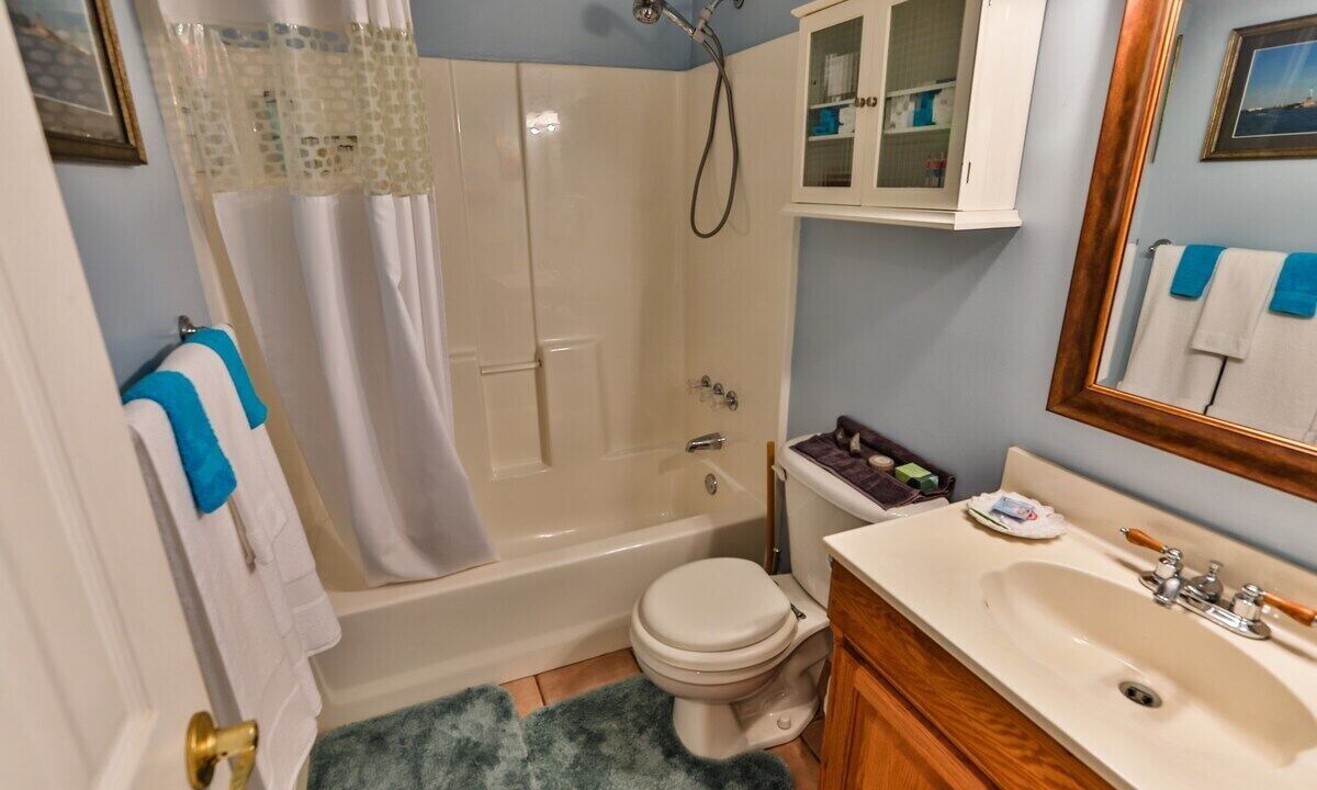 Photo of Bathroom in Lookout Mountain