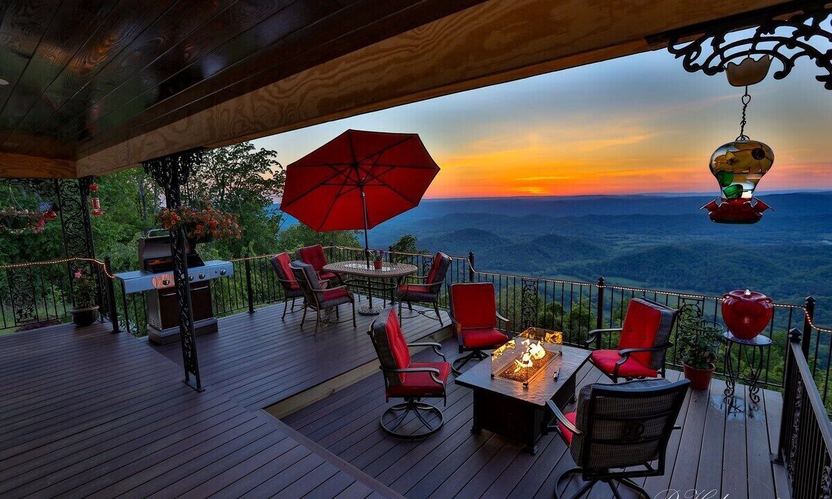 Photo of Others in Lookout Mountain