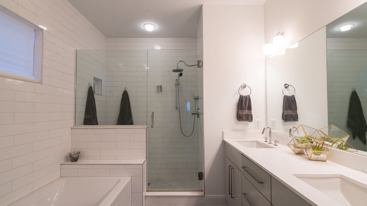 Photo of Bathroom in Edgehill
