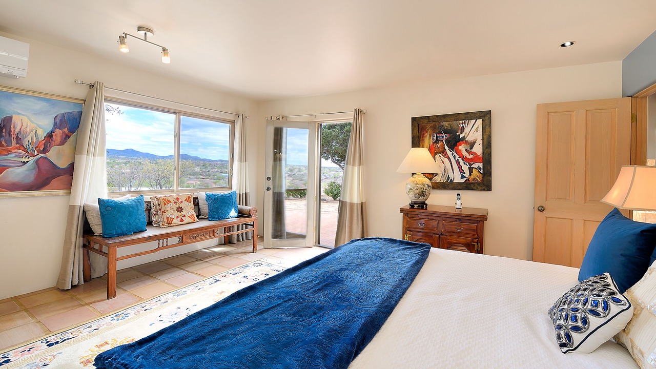 Photo of Bedroom in West Alameda