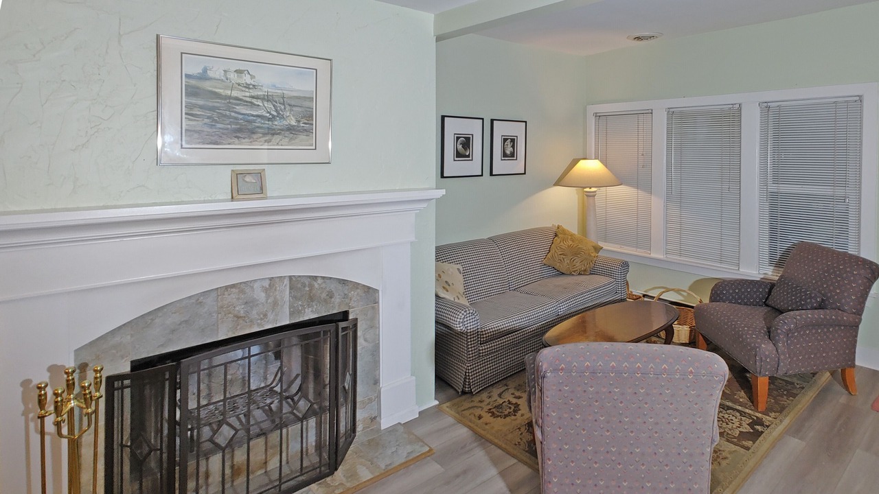 Photo of Livingroom in Lakeside