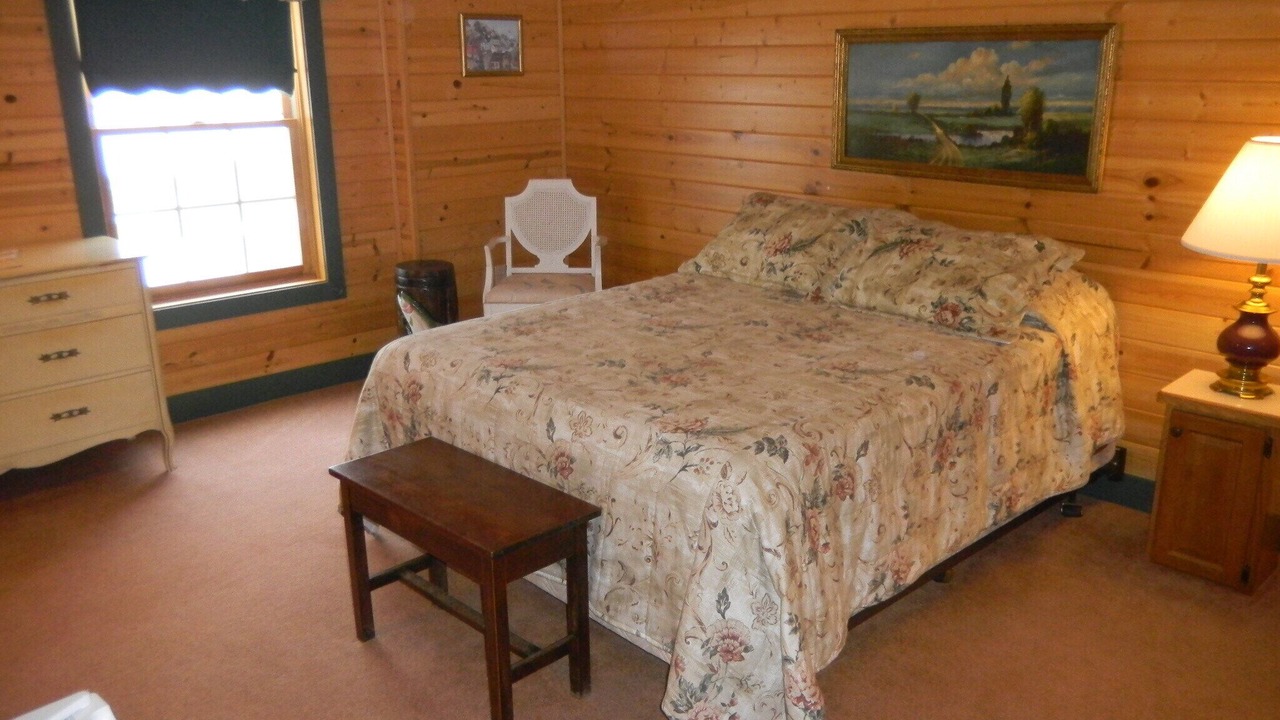 Photo of Bedroom in Thompsonville